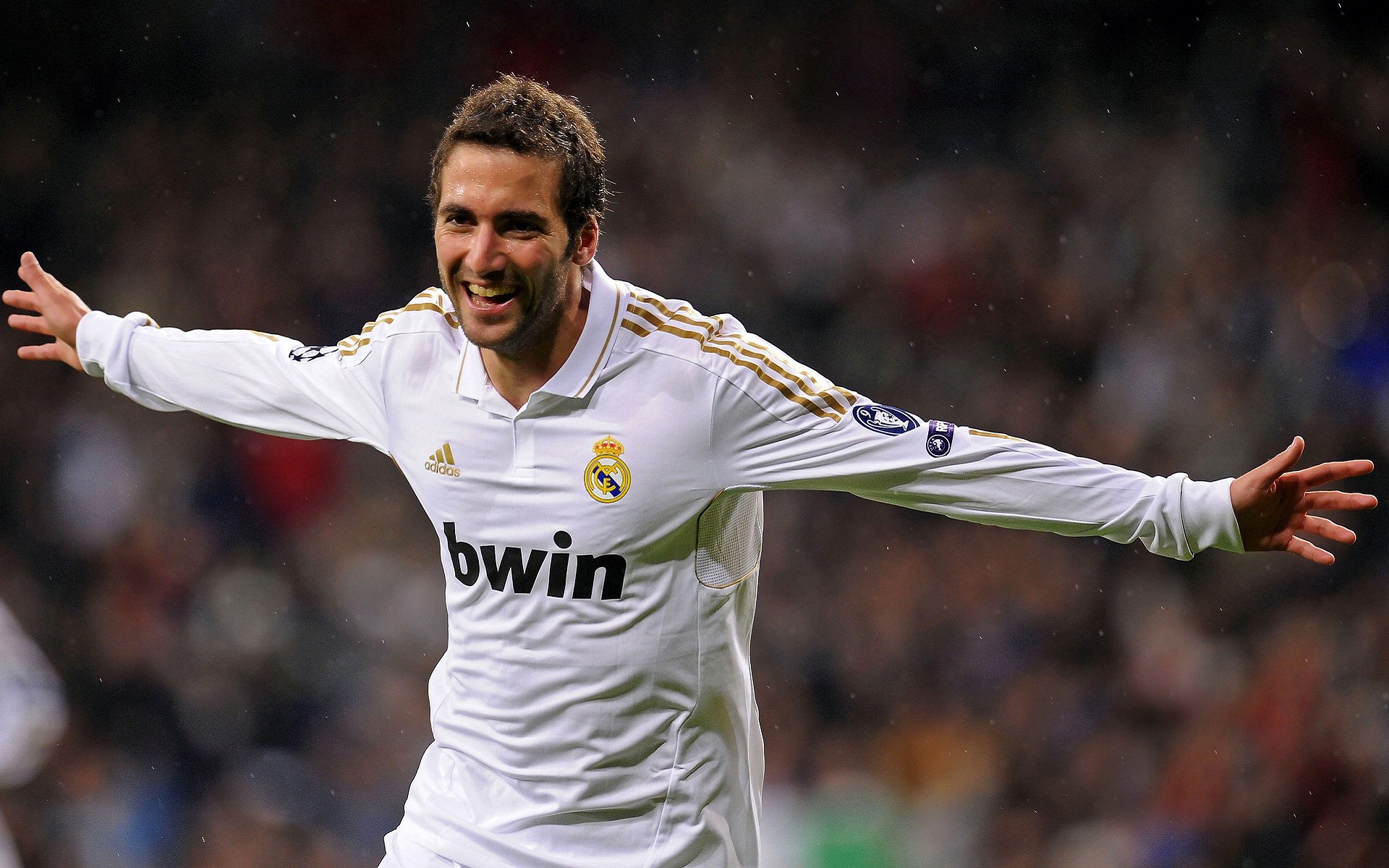 纽卡斯尔联攻击线火力全开，喜鹊军团冲击前列，纽卡斯尔联外号